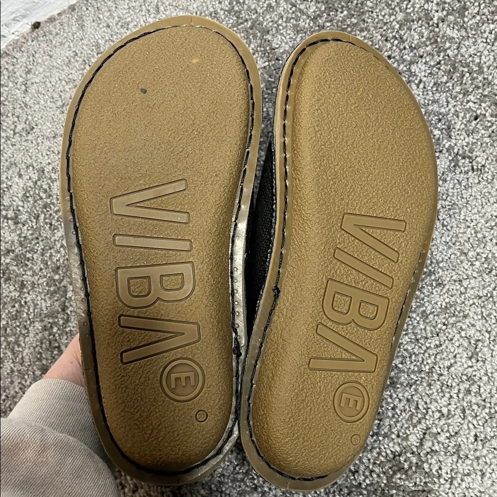 Vibae Zuma black linen constellation shoes - Picture 6 of 6
